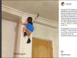 Umurnya Baru 3 Tahun, Bocah Laba-laba Ini Hobinya Merayap di Tembok