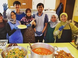 Salut! Begini Aksi Muslim Indonesia di Inggris Rayakan Lebaran