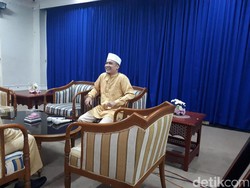 Istri Sedang Datang Bulan, Egi John Absen Malam Pertama