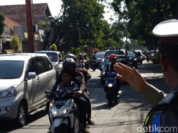 Jalur Selatan Probolinggo Mulai Ramai, Pemudik Diimbau Waspada