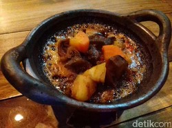 Masih di Solo? Pillih 4 Warung Bestik ini untuk Dicoba Malam Nanti