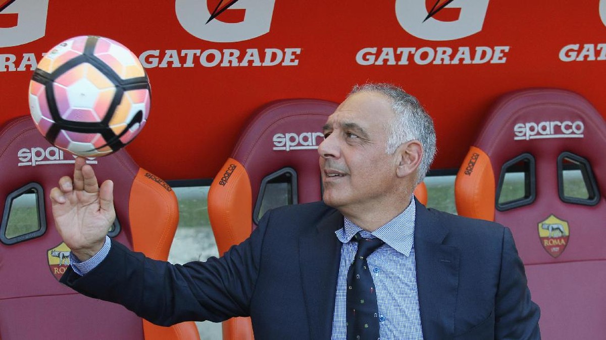 James Pallotta didakwa UEFA usai protes keras wasit di laga kontra Liverpool (Getty Images/Paolo Bruno)