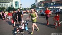 Meski Tak Ada Car Free Day Warga Padati Bundaran HI