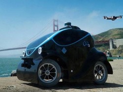 Polisi Dubai Pakai Mobil Mungil untuk Patroli