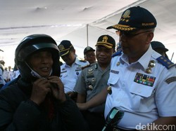 Dirjen Perhubungan Darat Pantau Arus Balik Pelabuhan Ketapang