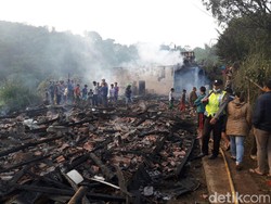 5 Rumah Terbakar di Soreang, Seorang Kakek Tewas Terpanggang
