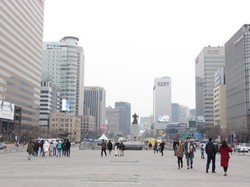 Jalan Santai di Gwanghwamun Square, Korea Selatan