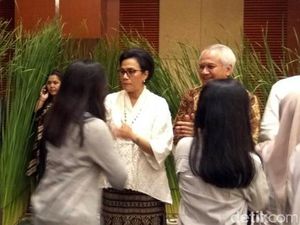 Sri Mulyani Halal Bihalal dengan Pegawai di Kementerian Keuangan