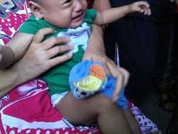 Cemburu terhadap Suami, Evi Tinggalkan Bayinya di Rumah Warga