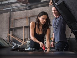 Michelle Rodriguez Bongkar Kelakuan Vin Diesel dan Justin Lin