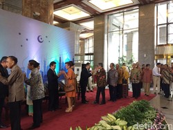 Dirut Bank Sampai Miranda Goeltom Hadiri Silaturahmi BI