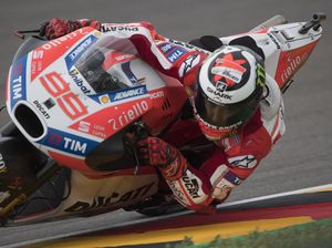 Lorenzo: Belum Ada Team Order untuk Bantu Dovi