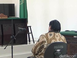 Dimas Kanjeng Dituntut Penjara Seumur Hidup