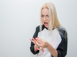 Penanganan Pertama untuk Tangan Luka Kena Sayatan Pisau