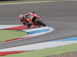 Kehilangan Daya Cengkeram, Pedrosa pun Gagal Bertarung di Grup Terdepan