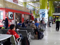 H+8 Lebaran, Arus Balik di Stasiun Gambir Capai 14.000 Penumpang