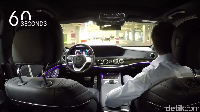 Mercy S-Class Keluar Pabrik Jalan Sendiri Tanpa Sopir