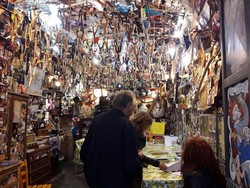 Museum Khusus Ketapel, Cuma Ada di Italia!