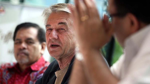 Diskusi Bersama Pakar PR Jon White