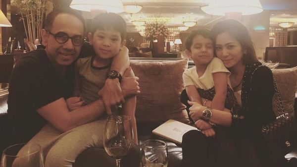 Bunga Zainal dengan Suami, Gisela Cindy hingga Perjalanan Asmara Muzdhalifah