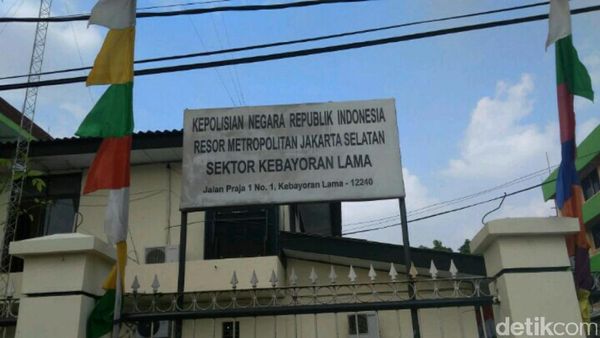 Teror Bendera ISIS dan Surat Kaleng di Polsek Kebayoran Lama