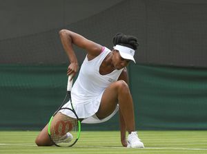 Bra Merah Muda Venus yang Kontroversial dan Tangisan Usai Pertandingan