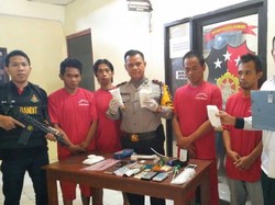 Polisi Sita 5.286 Butir Pil Daftar G dari Empat Tersangka