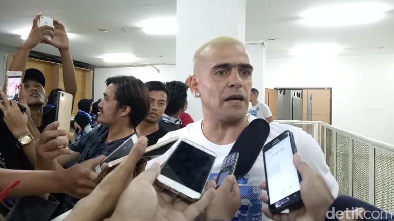 www.menaraimpian.com Kinerja Wasit Bikin Gonzales Emosi