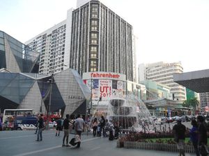Optimisme Tinggi Malaysia Bisa Capai 45 Juta Wisatawan di Tahun 2025 Optimisme Tinggi Malaysia Bisa Capai 45 Juta Wisatawan di Tahun 2025