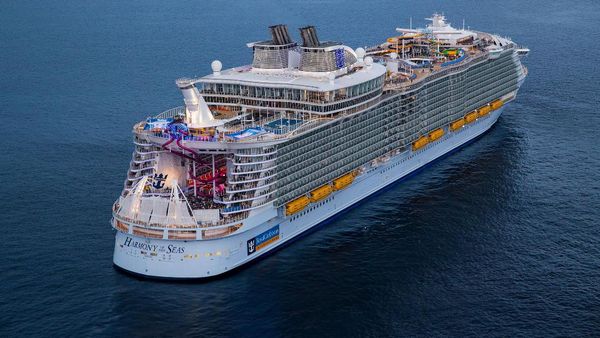 Potret Kapal Pesiar Terbesar, Bak Hotel Bintang 5 Mengapung