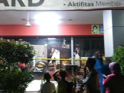 Sebuah Restoran di Ramayana Gresik Terbakar, Pengunjung Semburat