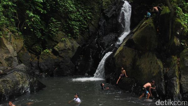 Foto: Air Terjun Priya Laot yang Sejuk di Sabang