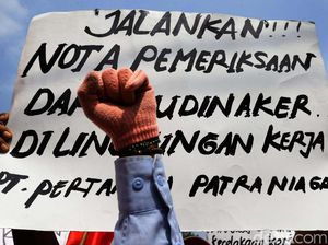 Sopir Tangki Pertamina Demo Tolak Outsourcing