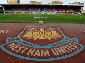 Sepasang Palu Simbol Sejarah West Ham United Sepasang Palu Simbol Sejarah West Ham United