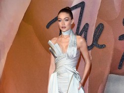 Cara Gigi Hadid Redakan Stres Saat Sedang Libur Kerja