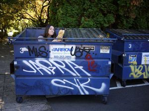 Wanita Ini Buktikan Bisa Hemat Rp 348 Juta dengan Makan Makanan Sisa