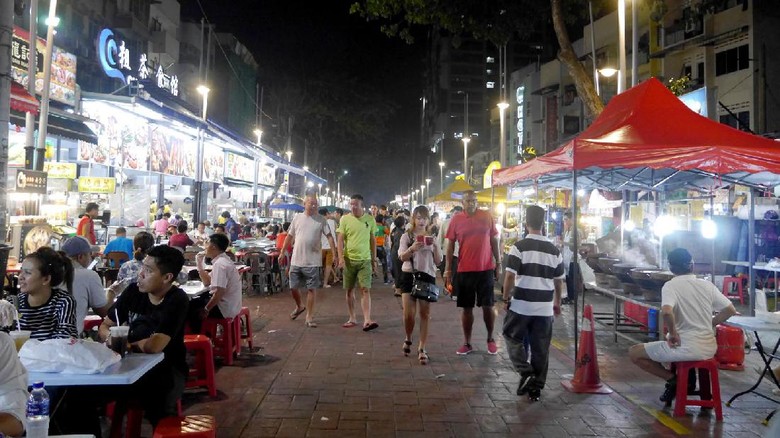 Kawasan masakan di Jalan Alor, Malaysia (Kurnia/detikTravel) Kawasan masakan di Jalan Alor, Malaysia (Kurnia/detikTravel)