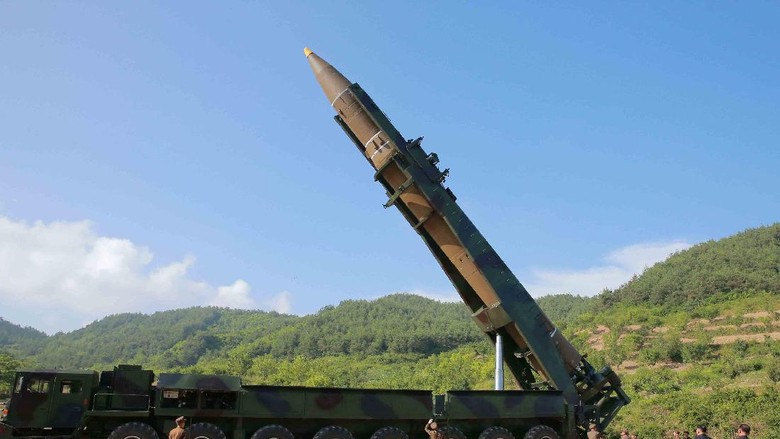 Ini Hwasong-14, Rudal yang Bisa Gendong Bom Hidrogen Korut Ini Hwasong-14, Rudal yang Bisa Gendong Bom Hidrogen Korut