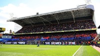 16. Crystal Palace merupakan salah satu klub Premier League di kota London. Selhurst Park menjadi markasnya, dengan kapasitas 25.456. (Foto: Matthew Lewis/Getty Images)