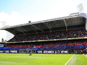 Aroma Bawang Putih di Kandang Crystal Palace