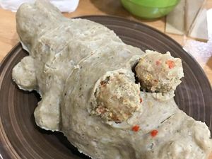 Ini Bakso Bentuk Buaya dengan Kuah Jablay Super Pedas, Mau Cicip? Ini Bakso Bentuk Buaya dengan Kuah Jablay Super Pedas, Mau Cicip?