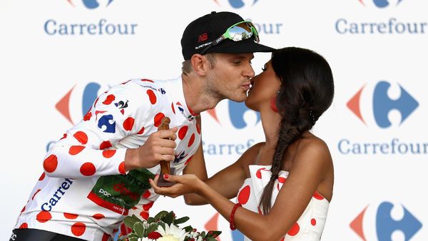 Gadis Polkadot dan Keelokan Rute Etape Awal Tour de France