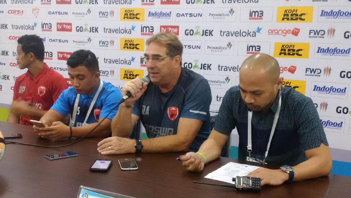 Pelatih PSM Makassar Robert Rene Alberts (Foto: Mochamad Solehudin)