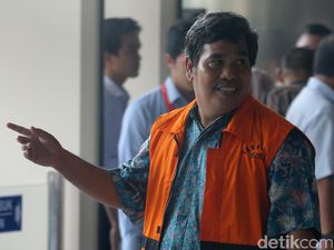 Kasus Suap Pemkot Mojokerto, Ketua DPRD Bantah Pihak Lain Terlibat
