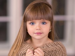 Cantik Banget, Gadis Kecil Rusia Ini Bagai Boneka di Dunia Nyata