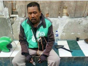 Tukang Ojek Online Dikabarkan Jadi Korban Hipnotis di Jakarta Timur Tukang Ojek Online Dikabarkan Jadi Korban Hipnotis di Jakarta Timur