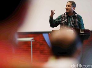 Menpar Minta Agen Travel Beralih ke Online