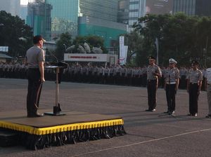 HUT Bhayangkara, 71 Anggota Polda Metro Jaya Naik Pangkat