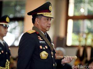 Kapolri Minta Irjen Rycko Hapus Tradisi Buruk di Lingkungan Akpol Kapolri Minta Irjen Rycko Hapus Tradisi Buruk di Lingkungan Akpol