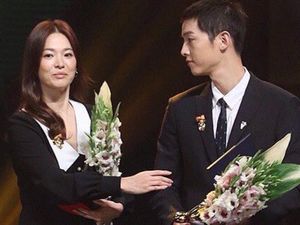 (Lagi) Momen Romantis Song Joong Ki dan Song Hye Kyo